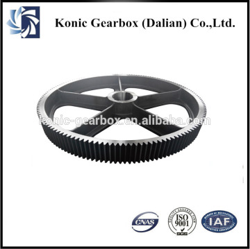 Aluminum spur gear for machine wheel with hobbing process