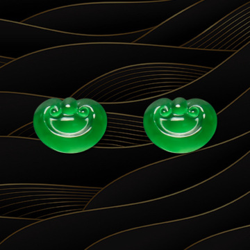 Good fortune as one wishes jadeite glass