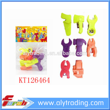 2016 Wholesale Popular practical clothespin promotion gift toy