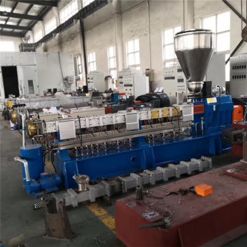 Plastic color master batch pellets extruder