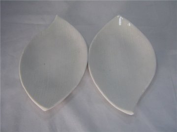 leaf shaped plate or dish