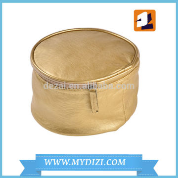 Cosmetic bags, cosmetics cases, toiletry kits