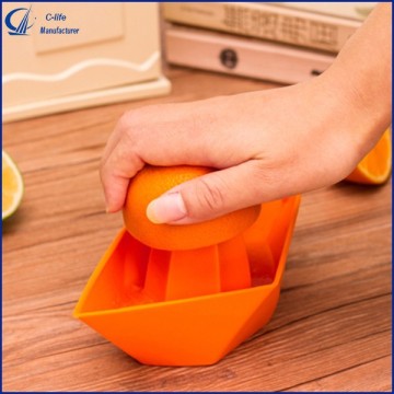 Mini Boat Shape Citrus Orange Lime Lemon Juice Juicer Press Squeezer Tool