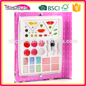 Super style best sale carton MASTER makeup games play for free