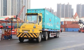 Port Terminal Container Tractor Truck For Sale