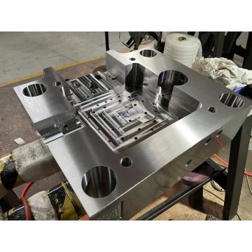 molds for molten metal