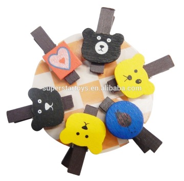 5160226-38 cartoon clip/wood cartoon clip