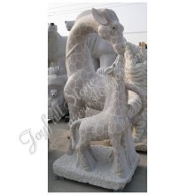 Animal Giraffe Sculpture, life-size animal sculpture, Giraffe ornament