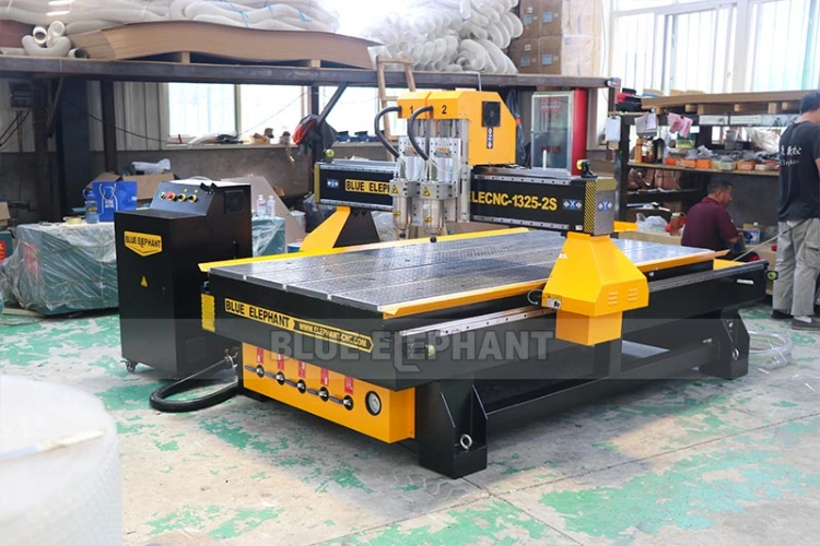 1325 Wood Door Carving Machine, CNC Router with Two Spindles for Furniture Manufacturing