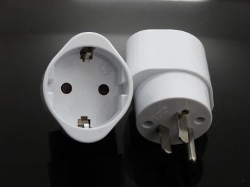 Schuko European to USA Grounded Plug Adapter Type B