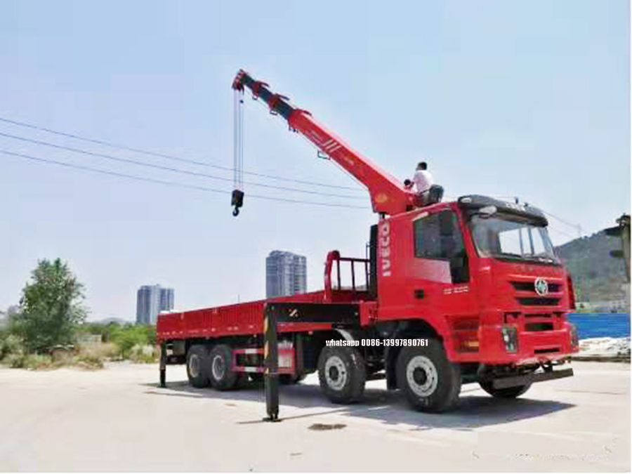 iveco crane truck3