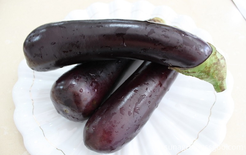 Organic Fresh And Crisp Eggplant