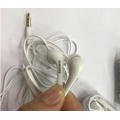 Fones de ouvido Samsung EHS64 com microfone embutido