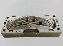 Taizhou plastic automobile parts bumper injection mould