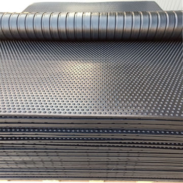 Horse Mats Plus rubber matting