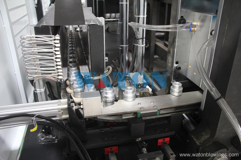 Low Price Pet Blow Molding Machine 10Liter