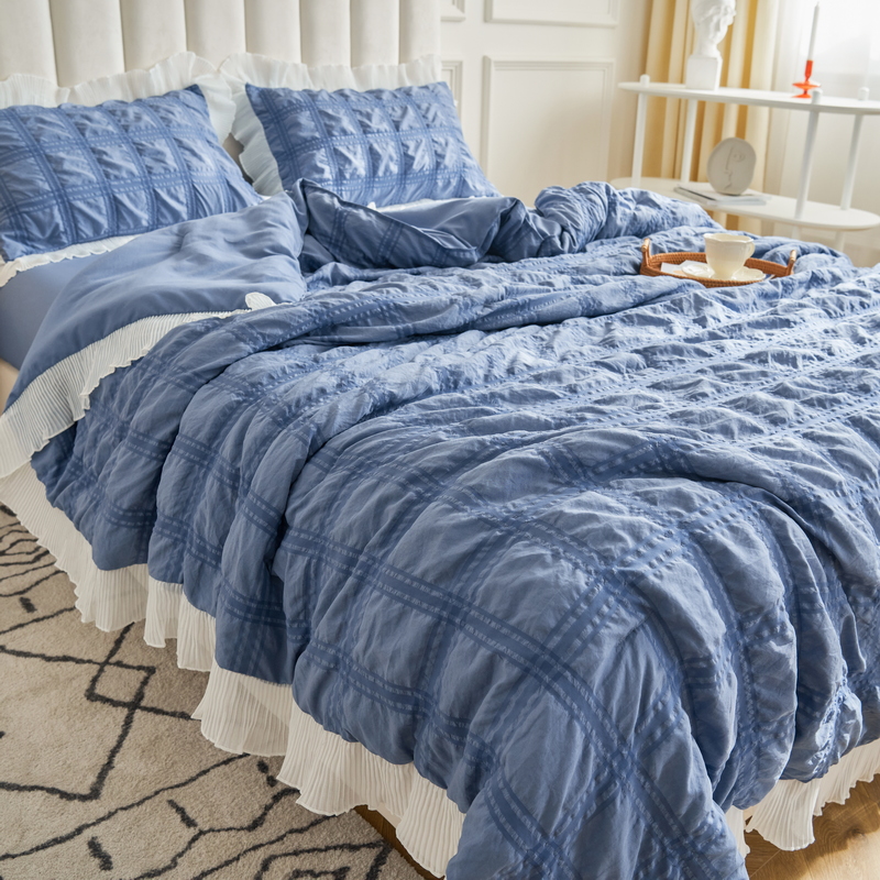 100% Cotton Seersucker comforter sets with 2 Pillowshams