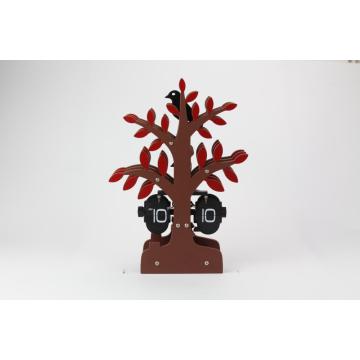 Horloge basculante en mode arbre sur le bureau