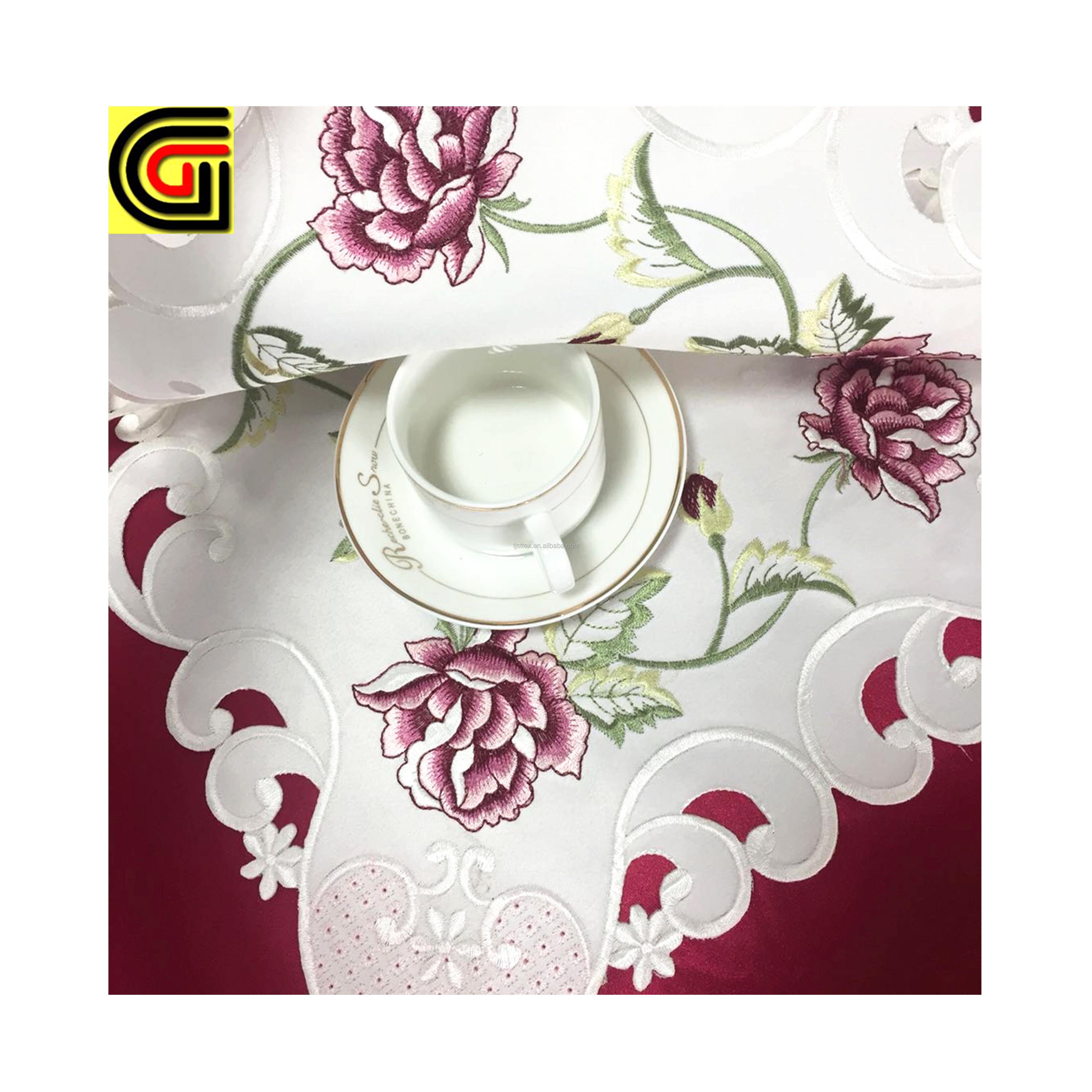 Elegant 100% Polyester Plain Embroidery Table Runner for Home Decoration Party or Wedding