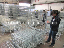Collapsible wire mesh bulk container