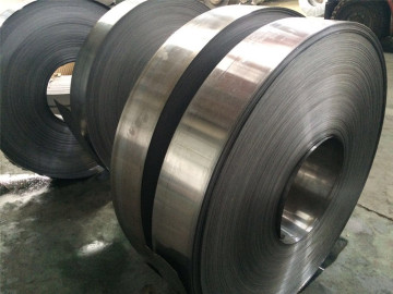 Hot Rolled Pickled and Oiled Steel Coil