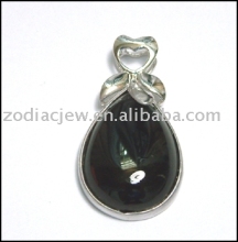 925 sterling silver pendant with black agate