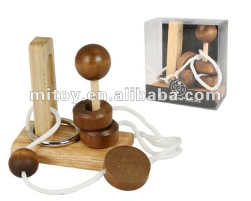 Wooden Mini Rope Puzzle