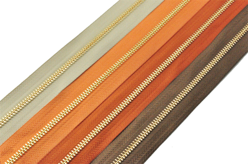 Goldfarbe verfügbarer Titan -Reißverschluss Langkette Reißverschluss Roll Custom