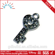 wholesale metal pendants metal alphabet letter pendants necklace pendant