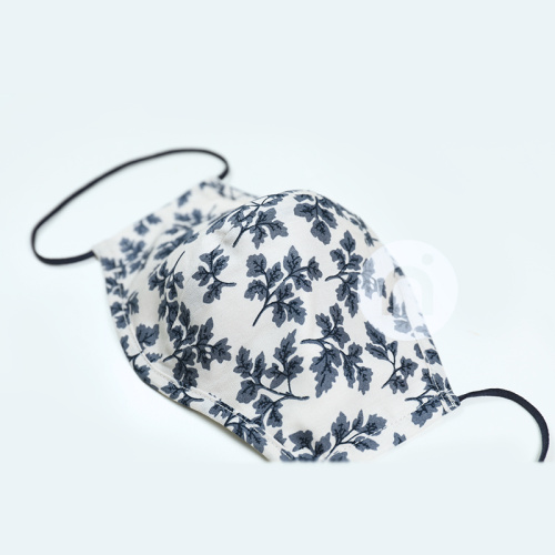 MONOCHROME FLOWERS TEXTILE MASK