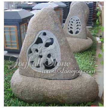 Garden Stone Lantern