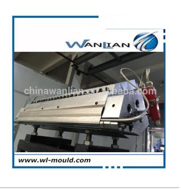 WPC foam extrusion mould