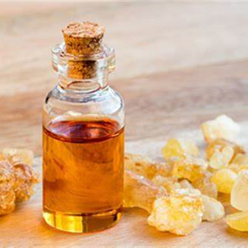 Materia prima cosmetica concentrata all&#39;olio di incenso