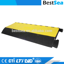 New innovative products 2015 Cable protector / rubber cable protector / cable protector floor