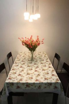 Hard Wearing Pvc Table Cloths Eco-friendly Flower Printed For Hotel