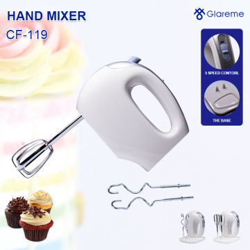 Mini mixer a mano per fare torte