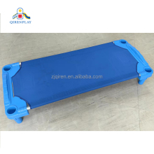 Wholesale Blue Stackable Children's Breathable Plastic Cots for Baby Beds