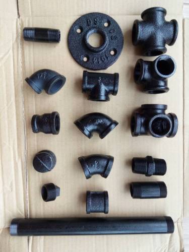 Malleable iron pipe fittings side outlet tee