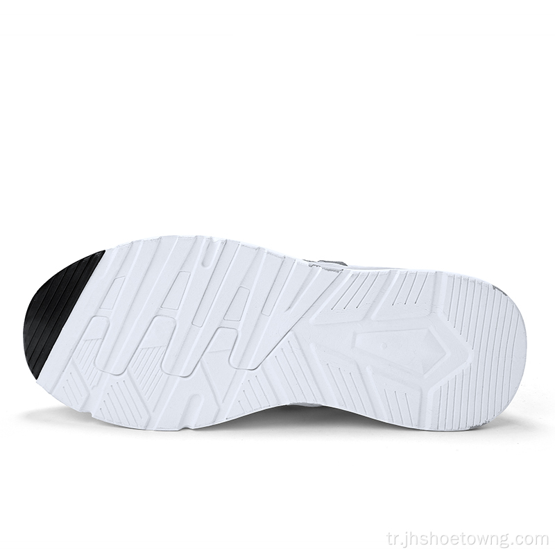 Erkekler için beyaz düz hava ayakkabıları