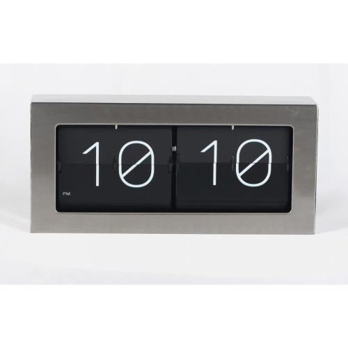 Cool Western Metal Box Flip Clock