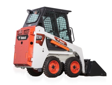 Skid steer loader for gravel plant sweeping