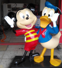 Park Decor Life Size Fiberglass Mickey Mouse Statue and Donald Duck Statue
