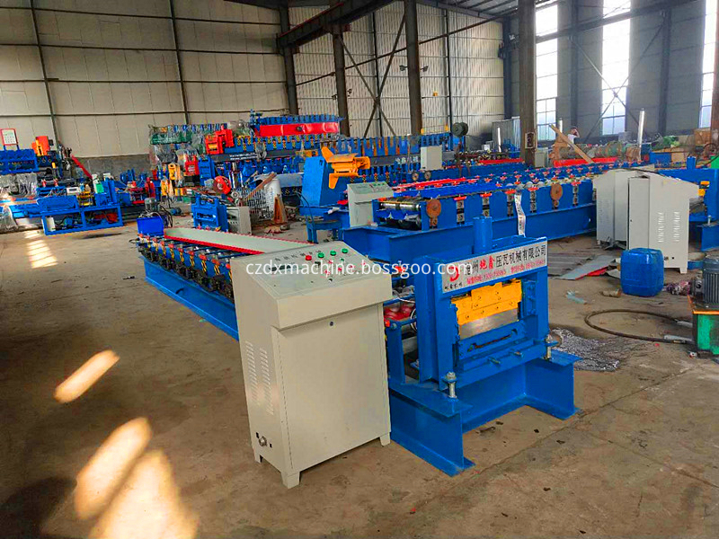 siding wall making machine