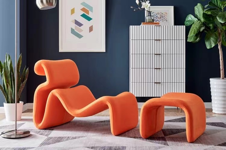 Abstract lines fold and Etcetera Bend Lounge Chair Abstract lines fold and Etcetera Bend Lounge Chair