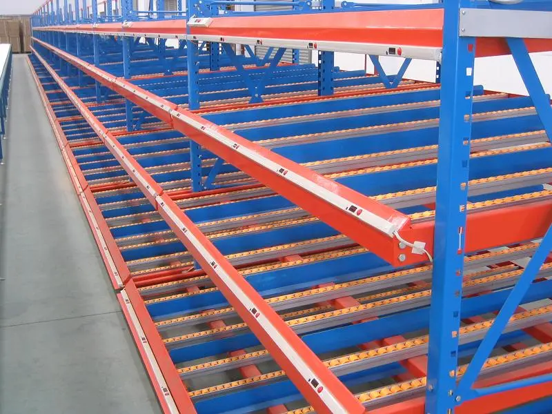 Carton Flow Through Gravity Racking for Warehouse Storage