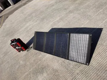 Monocrystalline Portable Solar Panel with 12V/18V