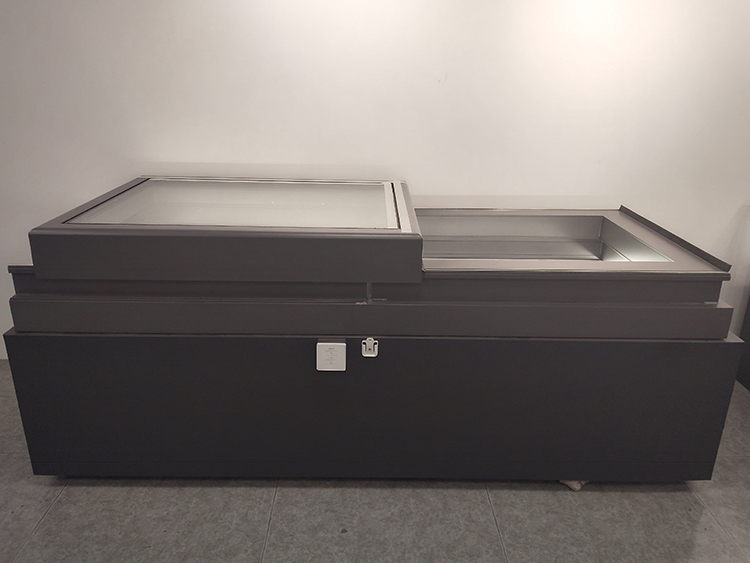 Aluminum Sliding Skylight (2) Aluminum Sliding Skylight (2)