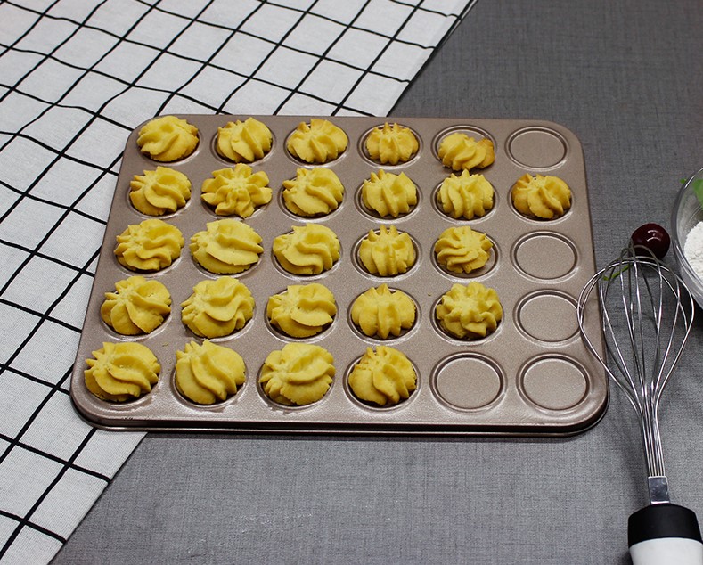 30-cavity macaron cookie sheet (11)