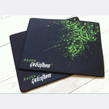 China Wholesale Customized Lock Edge Razer Mouse Pad