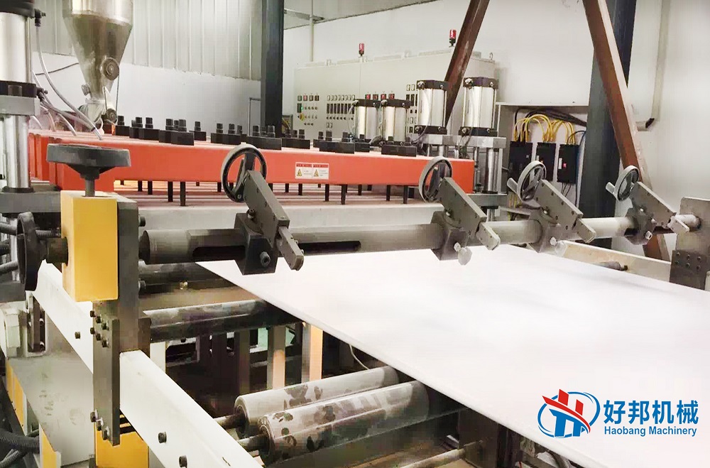 Ligne d'extrusion de machine de feuille de mousse de PVC